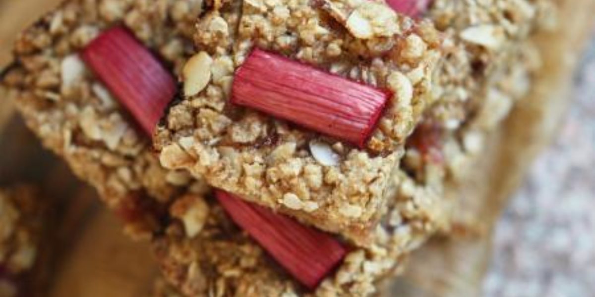 Rhubarb Almond Bars - Namaste Recipes
